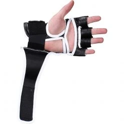 Hayabusa Ikusa Recast 4oz MMA Gloves